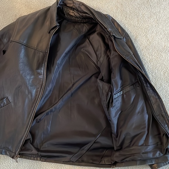 Vintage “BORN TO BE FREE” 90s all leather moto jacket - Picture 10 of 15